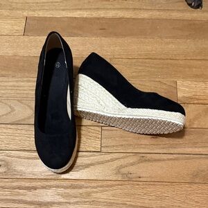 NWOT- Women’s Black Espadrille Wedge Pumps - Elegant Everyday Elevation